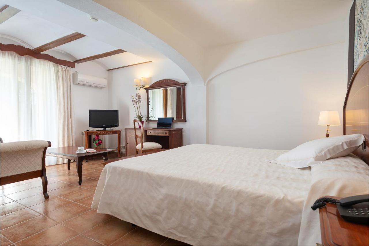 Double Room Balcony or Terrace Spa Access